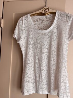 Indigo White Short Sleeve Burnout Scoop Neck Tee XL